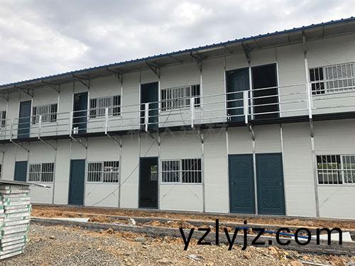 活(huo)動(dong)闆房