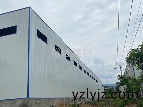 鋼(gang)結(jie)構(gou)簡易(yi)棚(peng)