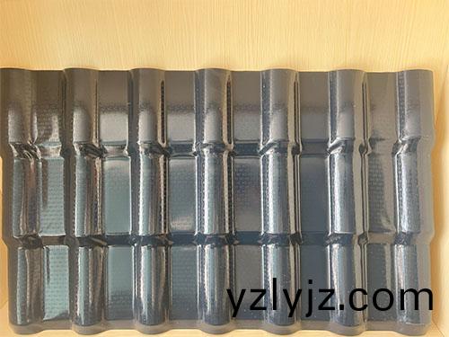 輕(qing)鋼樹(shu)脂瓦