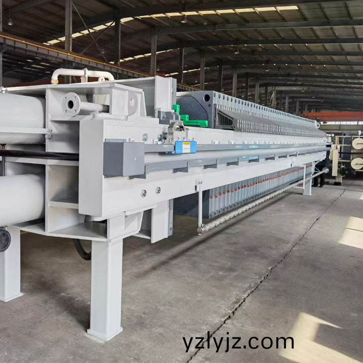 闆框(kuang)壓濾機